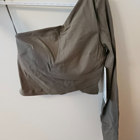 Lululemon Align Asymmetrical Long-Sleeve Shirt NWT Size 6 Nomad - Picture 2 of 5